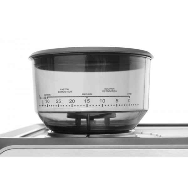 Espressor automat ETA Baricelo 7181 90000, 1550 W, otel inoxidabil, 15 bari, dispozitiv spumare Espressor automat ETA Baricelo 7181 90000, 1550 W, otel inoxidabil, 15 bari, dispozitiv spumare