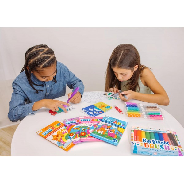 Set de colorat cu modele secrete Undercover Art - Unicorni