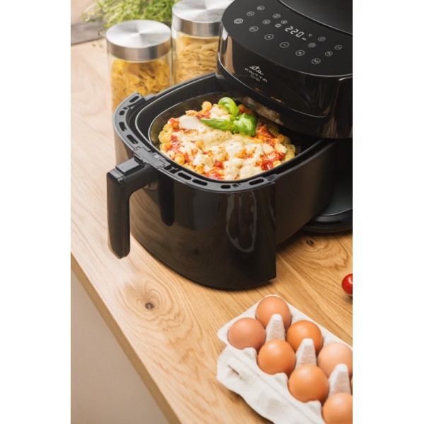 Friteuza cu aer cald ETA Fritta Digi 3168 90000, 1800 W, 7.2 litri, 40-220 °C, 8 programe, control tactil, negru Friteuza cu aer cald ETA Fritta Digi 3168 90000, 1800 W, 7.2 litri, 40-220 °C, 8 programe, control tactil, negru