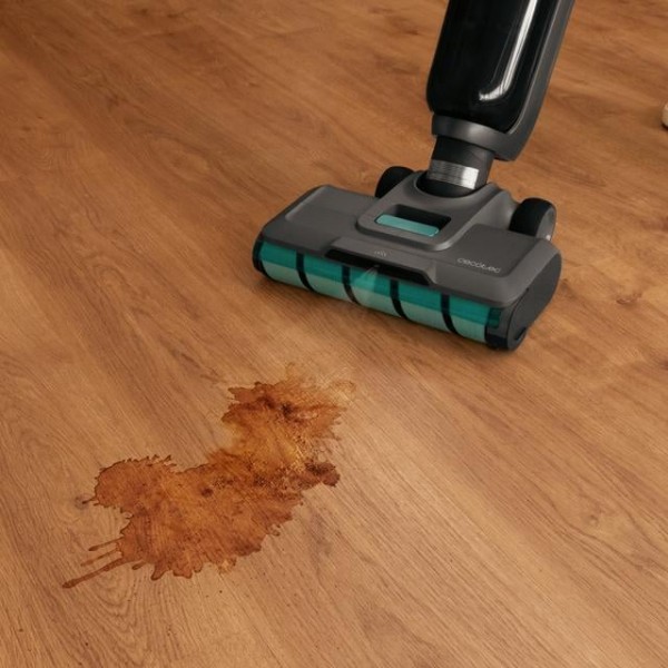 Aspirator vertical cu functie mop Cecotec FreeGo Wash&Vacuum Spray, 250W, Autonomie 30minute, 2 rezervoare, Baza cu autocuratare (05852)