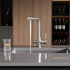 Baterie bucatarie cu 3 cai Premier Tall Satin, finisaj satinat inox, pipa pivotanta 360°, dubla comanda, cartus ceramic, montare pe blat, apa rece, calda si filtrata
