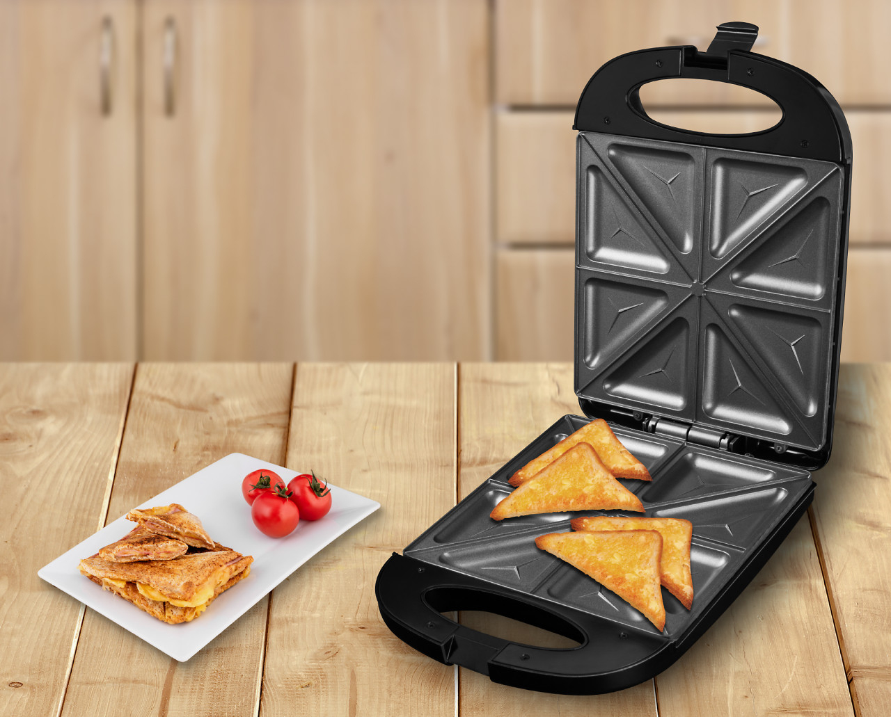 Sandwich maker XXL ECG S 4232 Family Black, 1200 W, 8 sandvisuri triunghiulare simultan