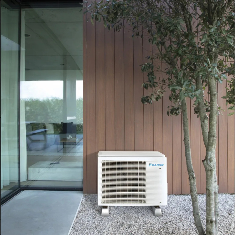 Aer conditionat Daikin Emura Bluevolution 18000 BTU, Argintiu, Inverter, control Wi-Fi, Clasa A+++/A+++. 3 ani garantie (FTXJ50AS9-RXJ50A9)