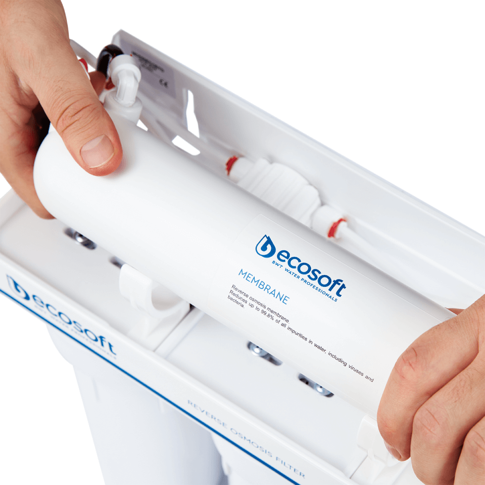 Sistem de osmoză inversă Ecosoft Standard, 5 stadii de filtrare, membrană 50 GPD, bazin de stocare 12 litri inclus, funcționare fără electricitate