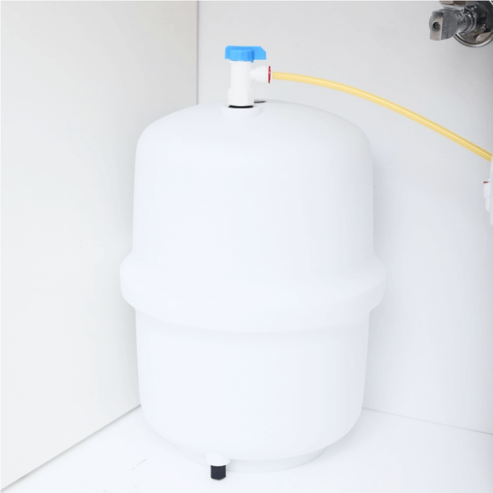 Sistem de osmoza inversa Ecosoft Standard, 5 stadii de filtrare, membrana 50 GPD, cartus de remineralizare si bazin de stocare inclus