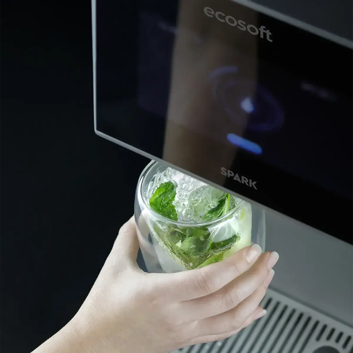 Dozator de apă cu osmoză inversă Ecosoft Spark, 4 stadii de filtrare, sterilizare UVC-LED, carbonatare, apă rece/caldă/carbo/ambient, display cu TDS, WiFi, montare pe blat