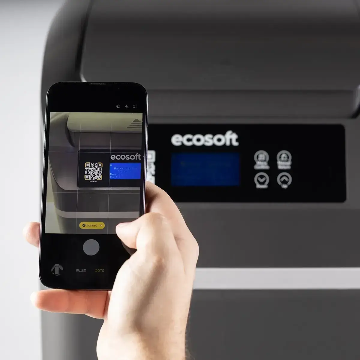 Statie dedurizare apa cabinet Ecosoft CUBE 150, tehnologie schimb ionic, 15 litri rasina, debit nominal 2 m2/h