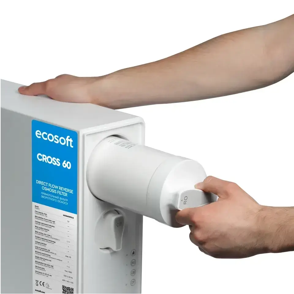 Sistem de filtrare cu osmoză inversă debit direct Ecosoft Cross60, membrană 400 GPD, filtrare 4 stadii, baterie cu indicator schimb consumabile, pompă booster inclusă, fără bazin