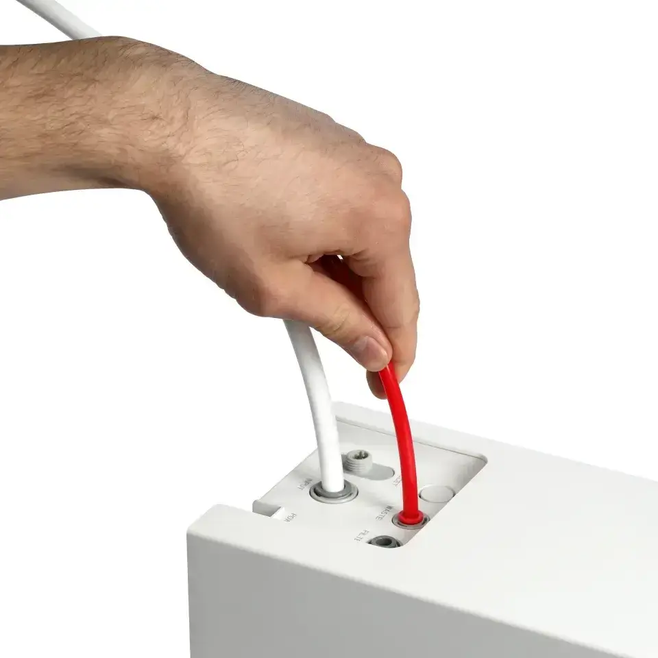 Sistem de filtrare cu osmoză inversă debit direct Ecosoft Cross60, membrană 400 GPD, filtrare 4 stadii, baterie cu indicator schimb consumabile, pompă booster inclusă, fără bazin
