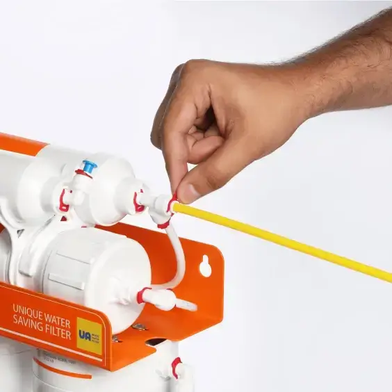 Sistem osmoza inversa Ecosoft Absolute, 75 GPD, membrana 0.0001 microni, cu remineralizare si bazin stocare 12 litri, fara pompa, 6 stadii filtrare